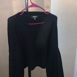 CROP  KNIT SWEATER